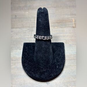 New! Link Style Fashion Silver Tone Ring Size 7.5 Costume Jewelry Hypoallergenic